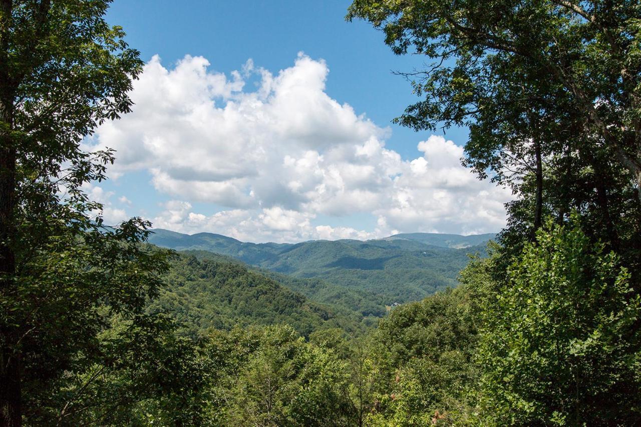 Lazy Bear Lodge Valle Crucis Exterior foto