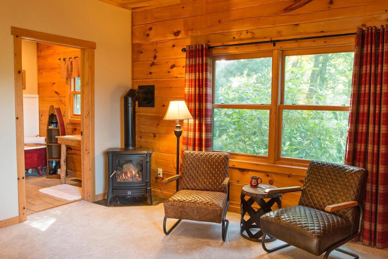 Lazy Bear Lodge Valle Crucis Exterior foto