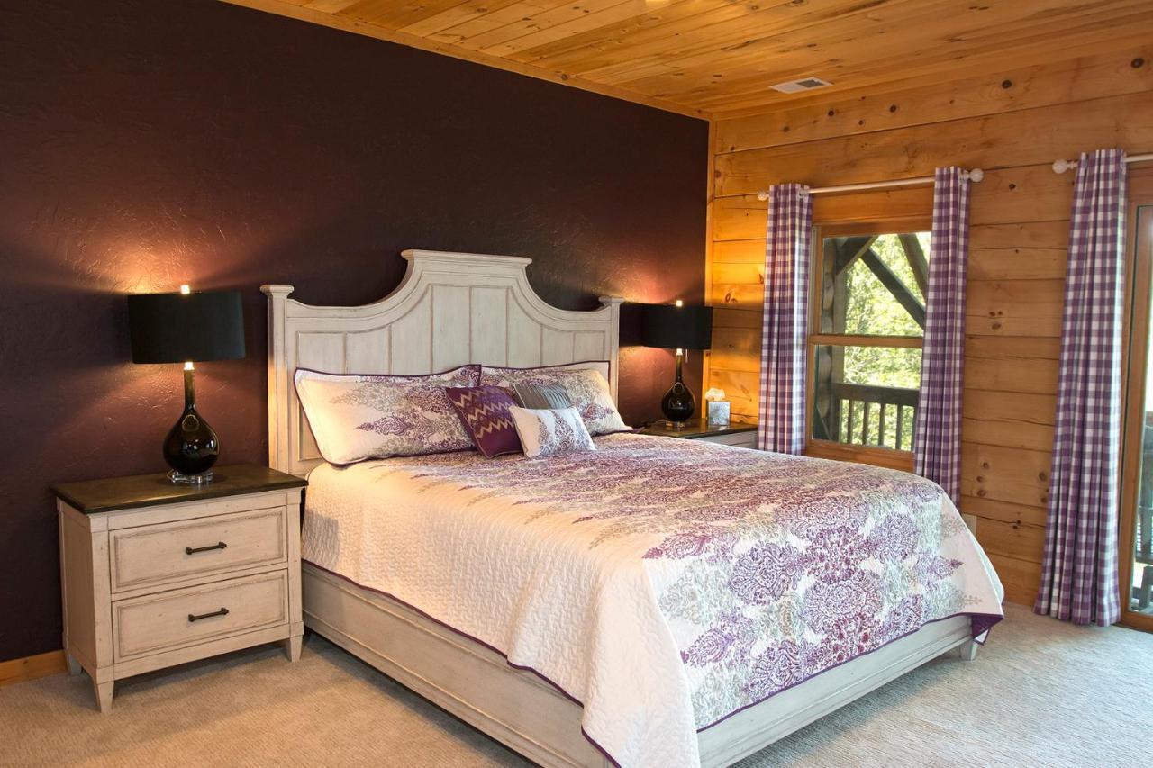 Lazy Bear Lodge Valle Crucis Exterior foto